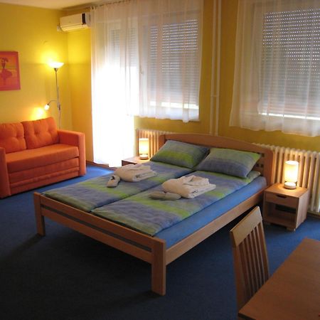 Spirit Hostel And Apartments Beograd Eksteriør billede